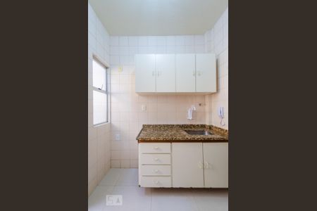 Apartamento para alugar com 77m², 2 quartos e 1 vaga Apartamento para alugar com 77m², 2 quartos e 1 vagaCozinha