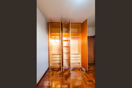 Apartamento para alugar com 77m², 2 quartos e 1 vaga Apartamento para alugar com 77m², 2 quartos e 1 vagaQuarto 2