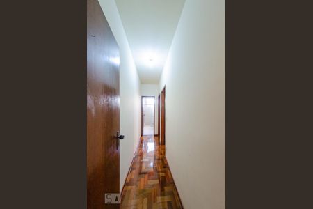 Apartamento para alugar com 77m², 2 quartos e 1 vaga Apartamento para alugar com 77m², 2 quartos e 1 vagaCoredor