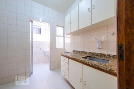 Apartamento para alugar com 77m², 2 quartos e 1 vaga Apartamento para alugar com 77m², 2 quartos e 1 vagaCozinha