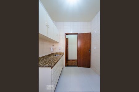 Apartamento para alugar com 77m², 2 quartos e 1 vaga Apartamento para alugar com 77m², 2 quartos e 1 vagaCozinha