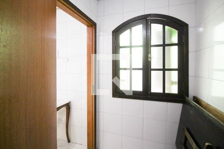 Casa à venda com 128m², 3 quartos e 2 vagasQuarto de Serviço