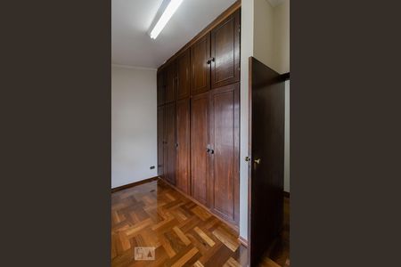 Casa à venda com 500m², 4 quartos e 6 vagasSuíte 2