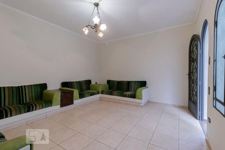 Casa à venda com 500m², 4 quartos e 6 vagasSala de Tv Edícula