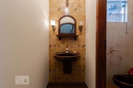 Casa à venda com 500m², 4 quartos e 6 vagasLavabo