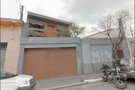 Casa à venda com 500m², 4 quartos e 6 vagasFachada
