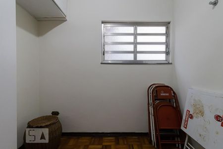 Casa à venda com 500m², 4 quartos e 6 vagasQuarto Edícula