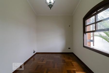Casa à venda com 500m², 4 quartos e 6 vagasSuíte 1