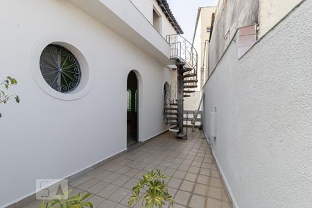 Casa à venda com 500m², 4 quartos e 6 vagasSacada do Salão de Festas