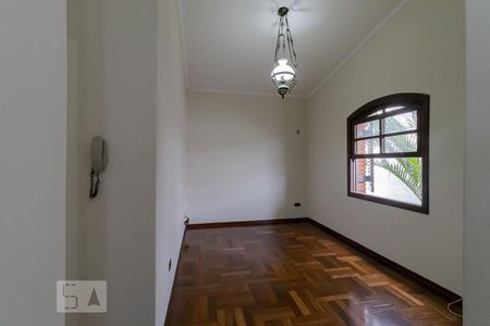 Casa à venda com 500m², 4 quartos e 6 vagasSuíte 1