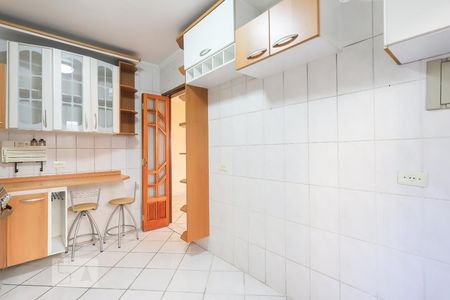 Casa de condomínio à venda com 83m², 2 quartos e 2 vagasCozinha