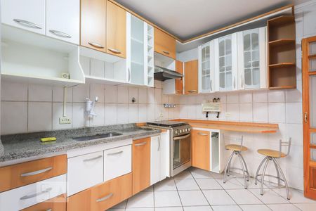 Casa de condomínio à venda com 83m², 2 quartos e 2 vagasCozinha