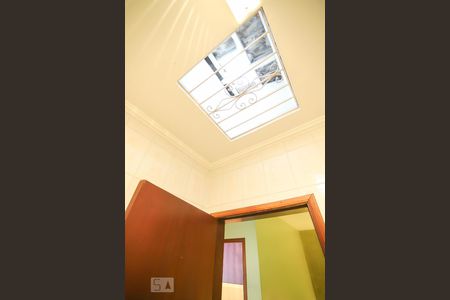 Casa de condomínio à venda com 83m², 2 quartos e 2 vagasBanheiro