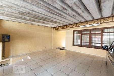 Casa à venda com 199m², 3 quartos e 3 vagas Casa à venda com 199m², 3 quartos e 3 vagasGaragem
