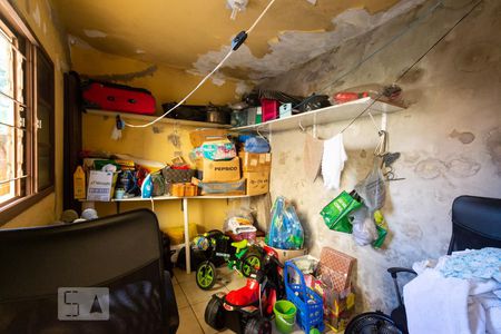 Casa à venda com 199m², 3 quartos e 3 vagas Casa à venda com 199m², 3 quartos e 3 vagasQuarto de Serviço