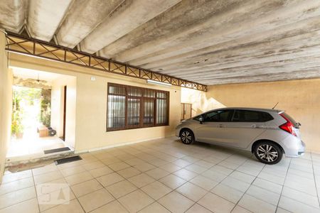 Casa à venda com 199m², 3 quartos e 3 vagas Casa à venda com 199m², 3 quartos e 3 vagasGaragem