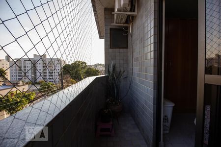 Apartamento à venda com 360m², 4 quartos e 2 vagas Apartamento à venda com 360m², 4 quartos e 2 vagasSacada