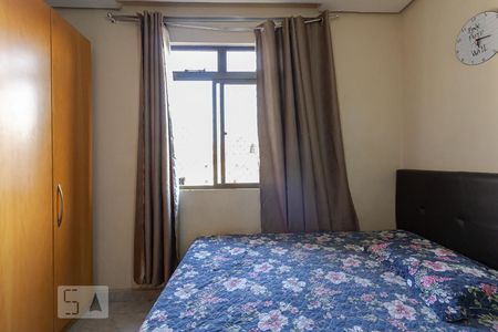 Apartamento à venda com 360m², 4 quartos e 2 vagas Apartamento à venda com 360m², 4 quartos e 2 vagasQuarto 1