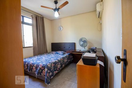 Apartamento à venda com 360m², 4 quartos e 2 vagas Apartamento à venda com 360m², 4 quartos e 2 vagasQuarto 1