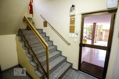 Apartamento à venda com 360m², 4 quartos e 2 vagas Apartamento à venda com 360m², 4 quartos e 2 vagasHall de Entrada
