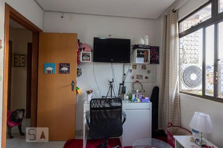 Apartamento à venda com 360m², 4 quartos e 2 vagas Apartamento à venda com 360m², 4 quartos e 2 vagasQuarto 2