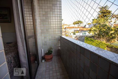 Apartamento à venda com 360m², 4 quartos e 2 vagas Apartamento à venda com 360m², 4 quartos e 2 vagasSacada