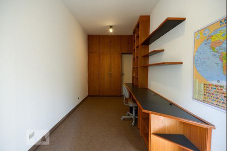 Casa à venda com 210m², 3 quartos e 2 vagasQuarto 1