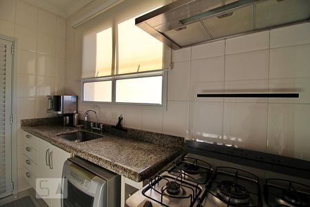 Apartamento para alugar com 107m², 3 quartos e 2 vagasCozinha