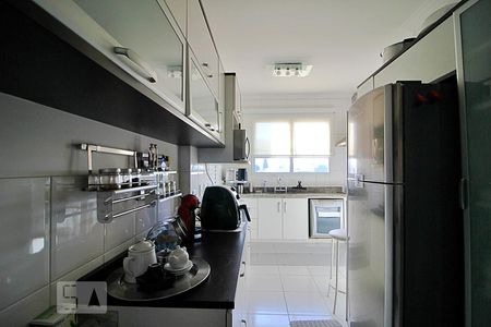 Apartamento para alugar com 107m², 3 quartos e 2 vagasCozinha