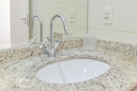 Apartamento para alugar com 60m², 2 quartos e 1 vagaBanheiro do Quarto 2