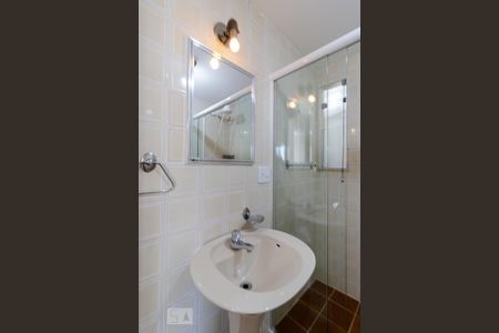 Apartamento para alugar com 62m², 2 quartos e 1 vaga Apartamento para alugar com 62m², 2 quartos e 1 vagaBanheiro