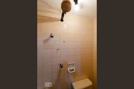 Apartamento para alugar com 62m², 2 quartos e 1 vaga Apartamento para alugar com 62m², 2 quartos e 1 vagaBanheiro de Serviço