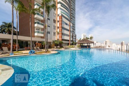 Apartamento para alugar com 495m², 3 quartos e 4 vagasÁrea comum - Piscina