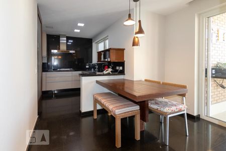 Apartamento para alugar com 495m², 3 quartos e 4 vagasCopa