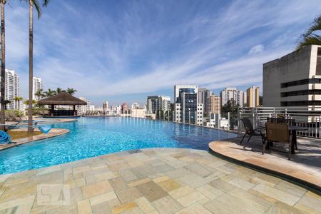 Apartamento para alugar com 495m², 3 quartos e 4 vagasÁrea comum - Piscina