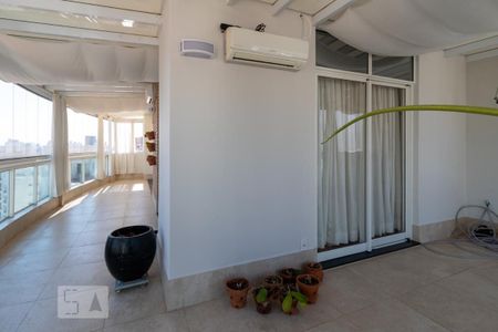 Apartamento para alugar com 495m², 3 quartos e 4 vagasVaranda da Sala