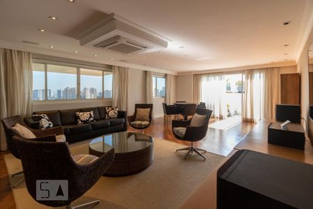 Apartamento para alugar com 495m², 3 quartos e 4 vagasSala de TV