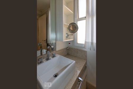 Apartamento para alugar com 495m², 3 quartos e 4 vagasBanheiro da Suíte 2