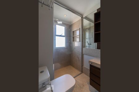 Apartamento para alugar com 495m², 3 quartos e 4 vagasBanheiro Suíte 1