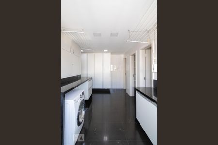 Apartamento para alugar com 495m², 3 quartos e 4 vagasÁrea de Serviço