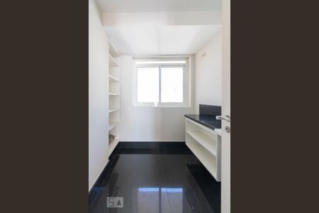 Apartamento para alugar com 495m², 3 quartos e 4 vagasQuarto de Serviço