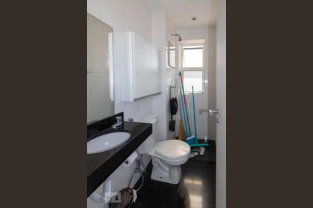 Apartamento para alugar com 495m², 3 quartos e 4 vagasBanheiro de Serviço