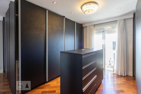 Apartamento para alugar com 495m², 3 quartos e 4 vagasCloset da suíte 3