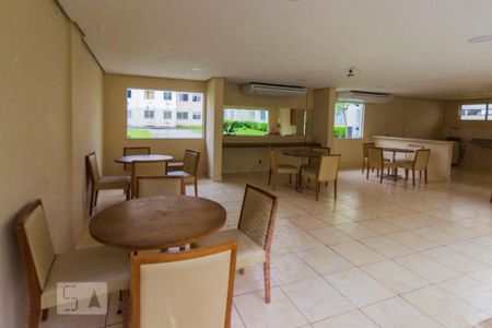 Apartamento à venda com 55m², 2 quartos e sem vagaÁrea comum - Salão de festas