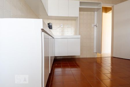 Apartamento à venda com 70m², 2 quartos e 1 vagaCozinha