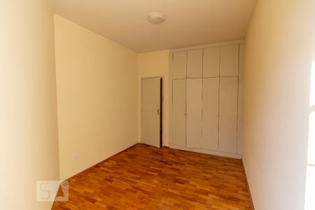 Apartamento à venda com 140m², 3 quartos e 1 vaga Apartamento à venda com 140m², 3 quartos e 1 vagaQuarto 1