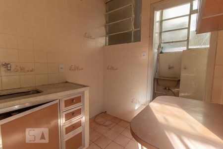 Apartamento à venda com 140m², 3 quartos e 1 vaga Apartamento à venda com 140m², 3 quartos e 1 vagaCozinha