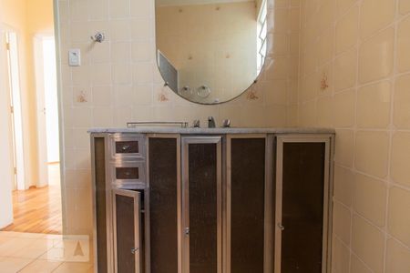 Apartamento à venda com 140m², 3 quartos e 1 vaga Apartamento à venda com 140m², 3 quartos e 1 vagaBanheiro