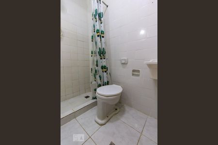Studio para alugar com 30m², 1 quarto e sem vaga Studio para alugar com 30m², 1 quarto e sem vagaBanheiro