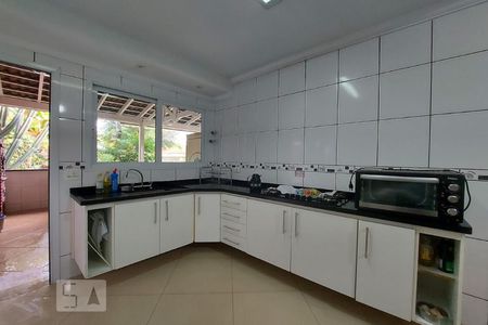 Casa à venda com 500m², 4 quartos e 4 vagasCozinha